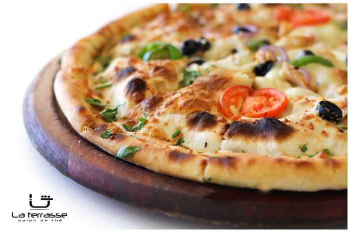 COMMUNITY MANAGEMENT POUR LA TERRASSE COFFEE LOUNGE